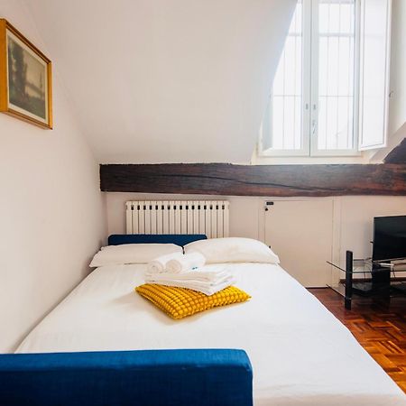 Appartement House With Terrace à Turin Extérieur photo