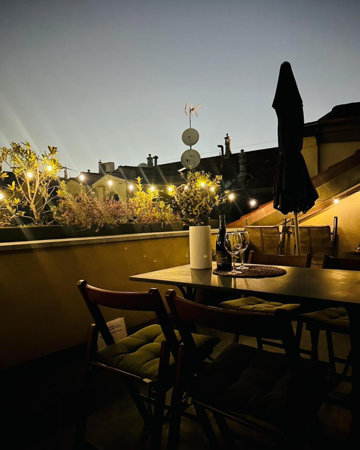 Appartement House With Terrace à Turin Extérieur photo