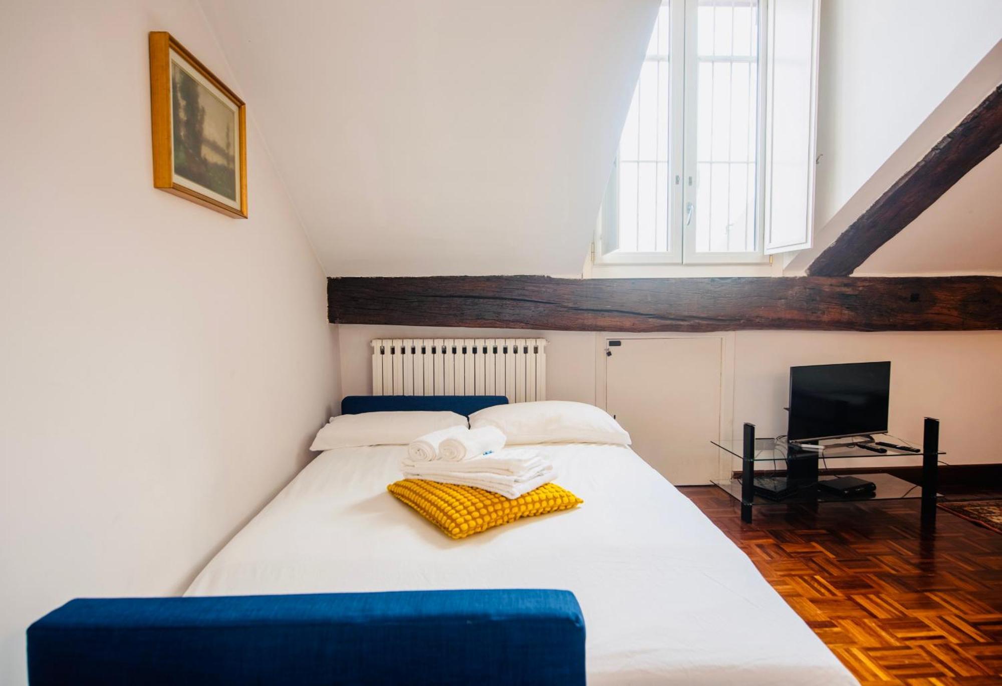 Appartement House With Terrace à Turin Extérieur photo